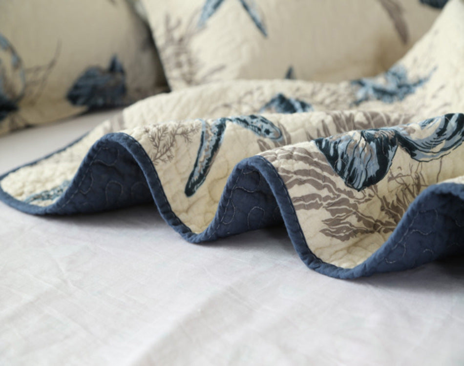 3 Piece reversible quilt bedding set（1 quilt plus 2 pillowcase）