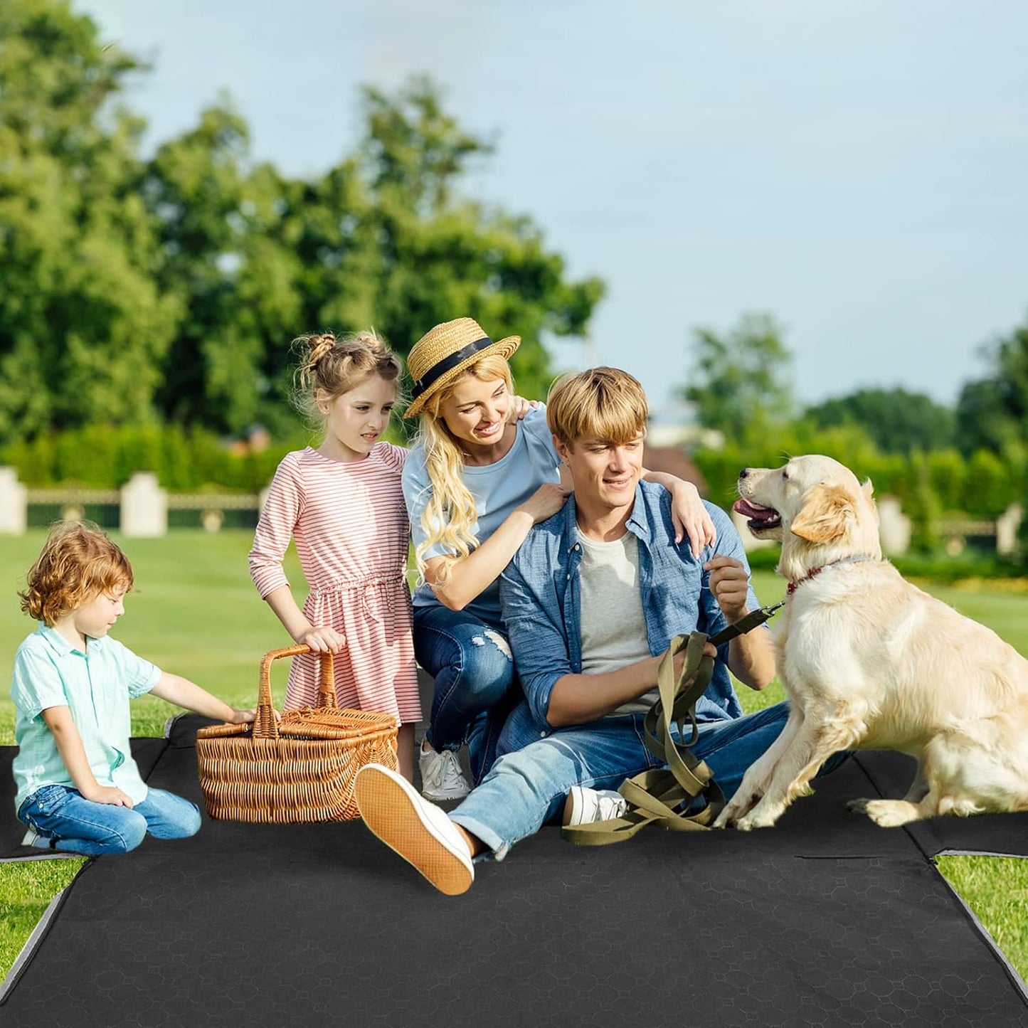 Back Seat Extender for Dogs, Waterproof Dog Car Seat Cover, Sturdy Pets Backseat Protector Full surround and Storage Pocket for Car SUV Truck,Black