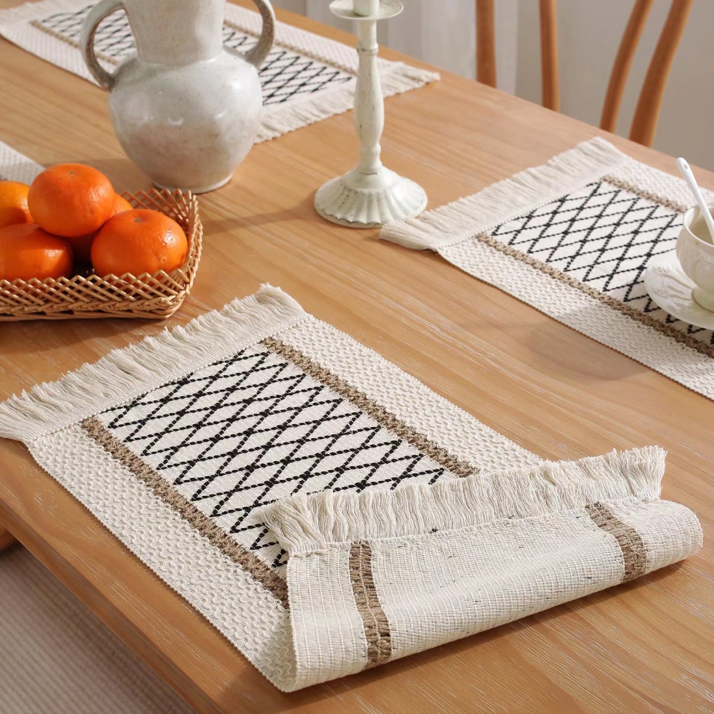 Hemp rope woven belt tassel drainage shrinkproof soft wrinkle resistant kitchen decorative cloth tablecloth（  Black grid）