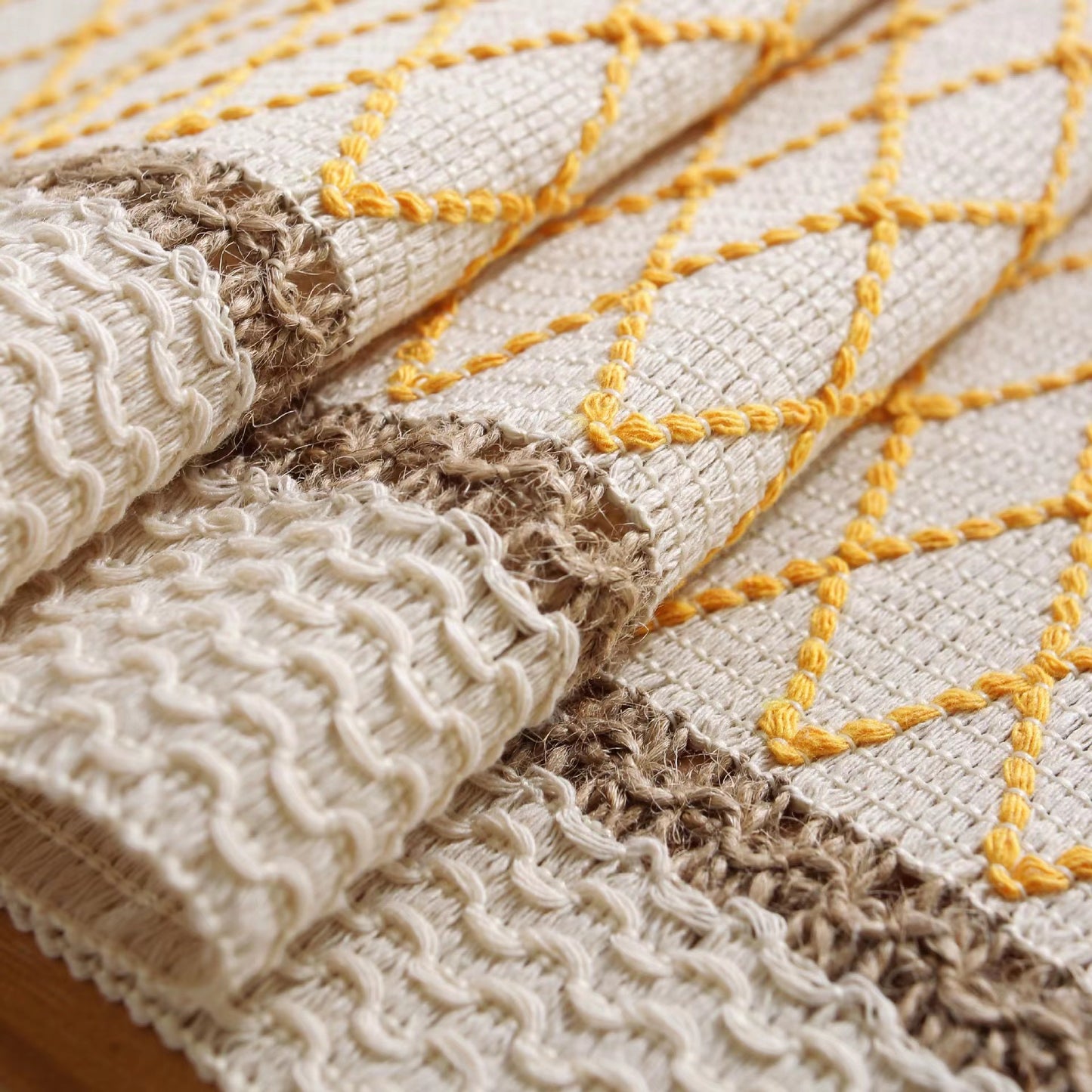 Hemp rope woven belt tassel drainage shrinkproof soft wrinkle resistant kitchen decorative cloth tablecloth（Yellow  grid）