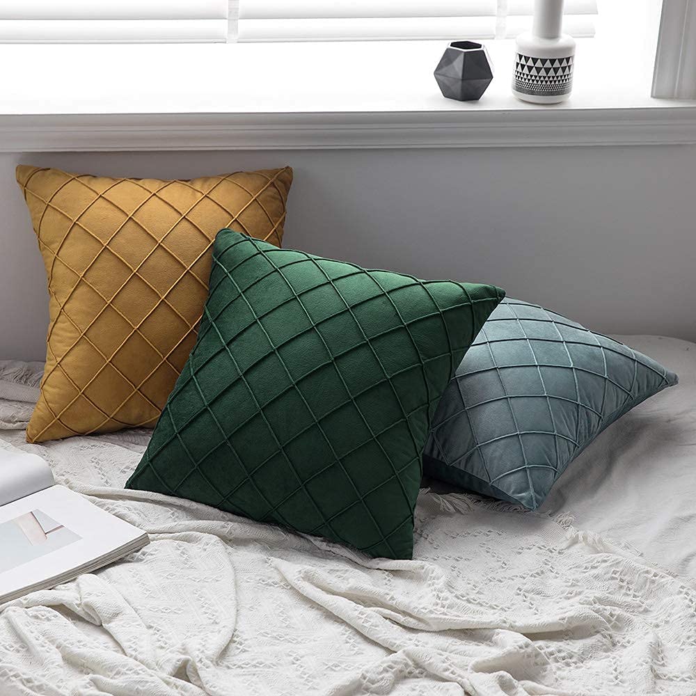 Velvet Throw Pillow Square Soft Couch Pillows Set of 2 (Inserts + Pillow Covers, Dark Green)