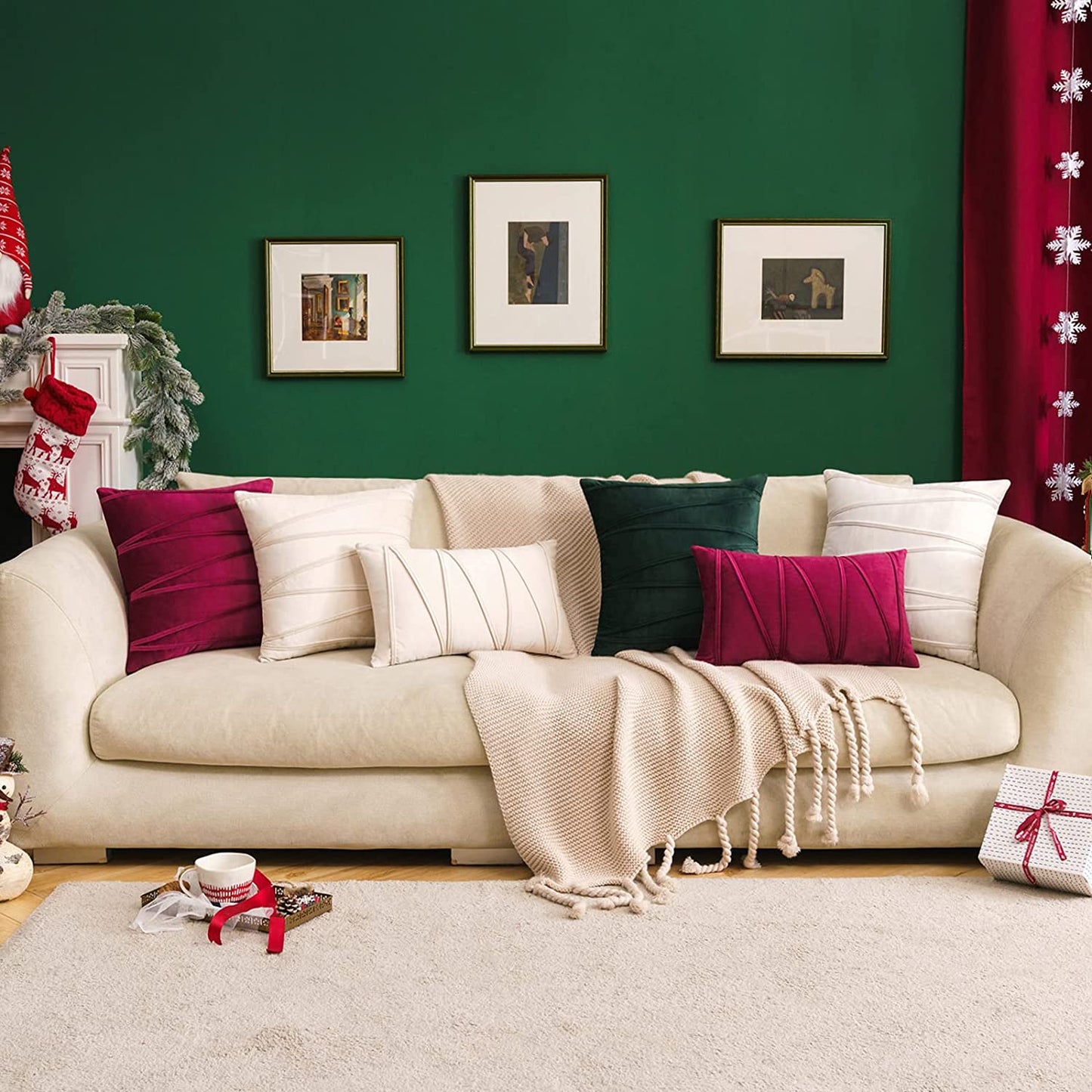 2x Velvet Throw Pillows for Couch Bed Sofa (Inserts + Pillow Covers, Cream)