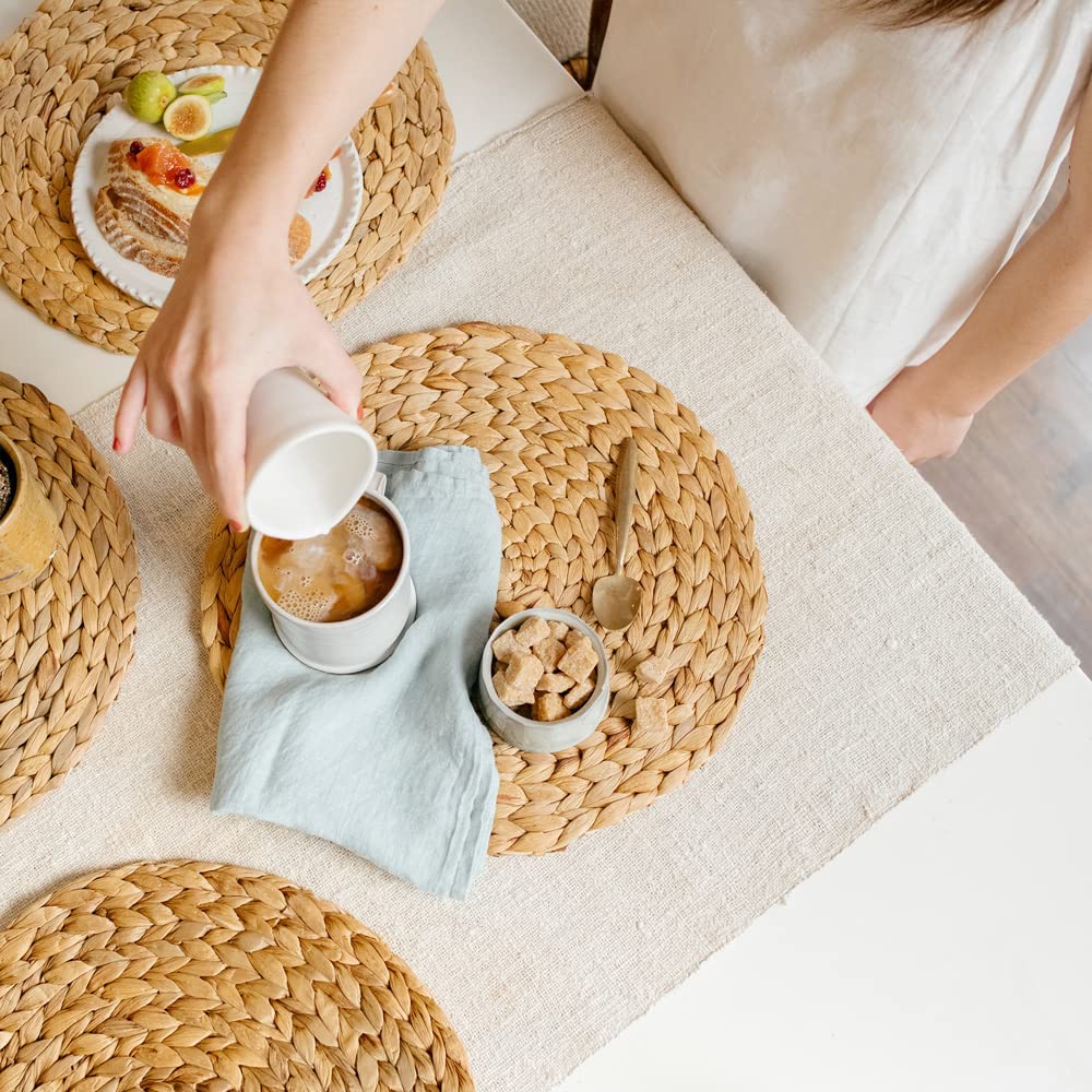 Round Woven Placemats - Set of4/6/ 8, Water Hyacinth Straw Braided Placemats, Heat Resistant Non-Slip Weave Placemats Handmade (11.8" Round)