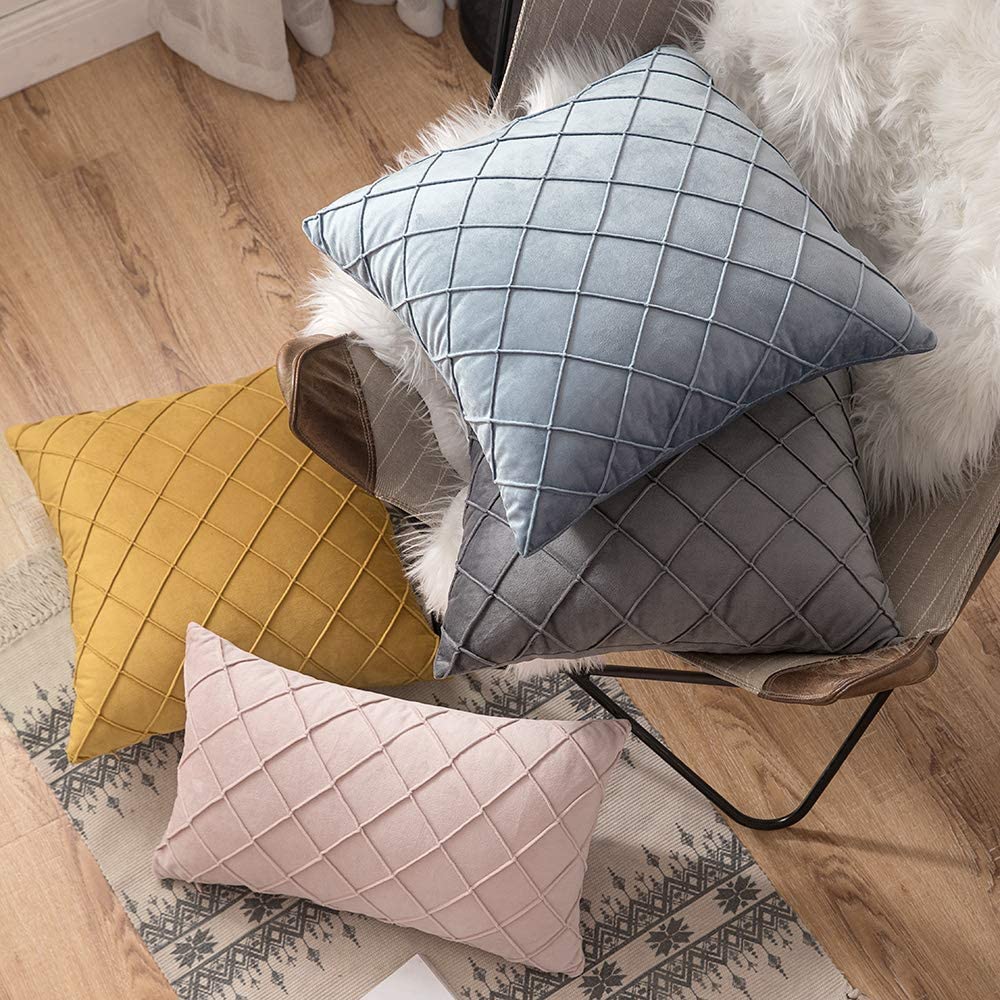 Velvet Throw Pillow Square Soft Couch Pillows Set of 2 (Inserts + Pillow Covers, Pink)
