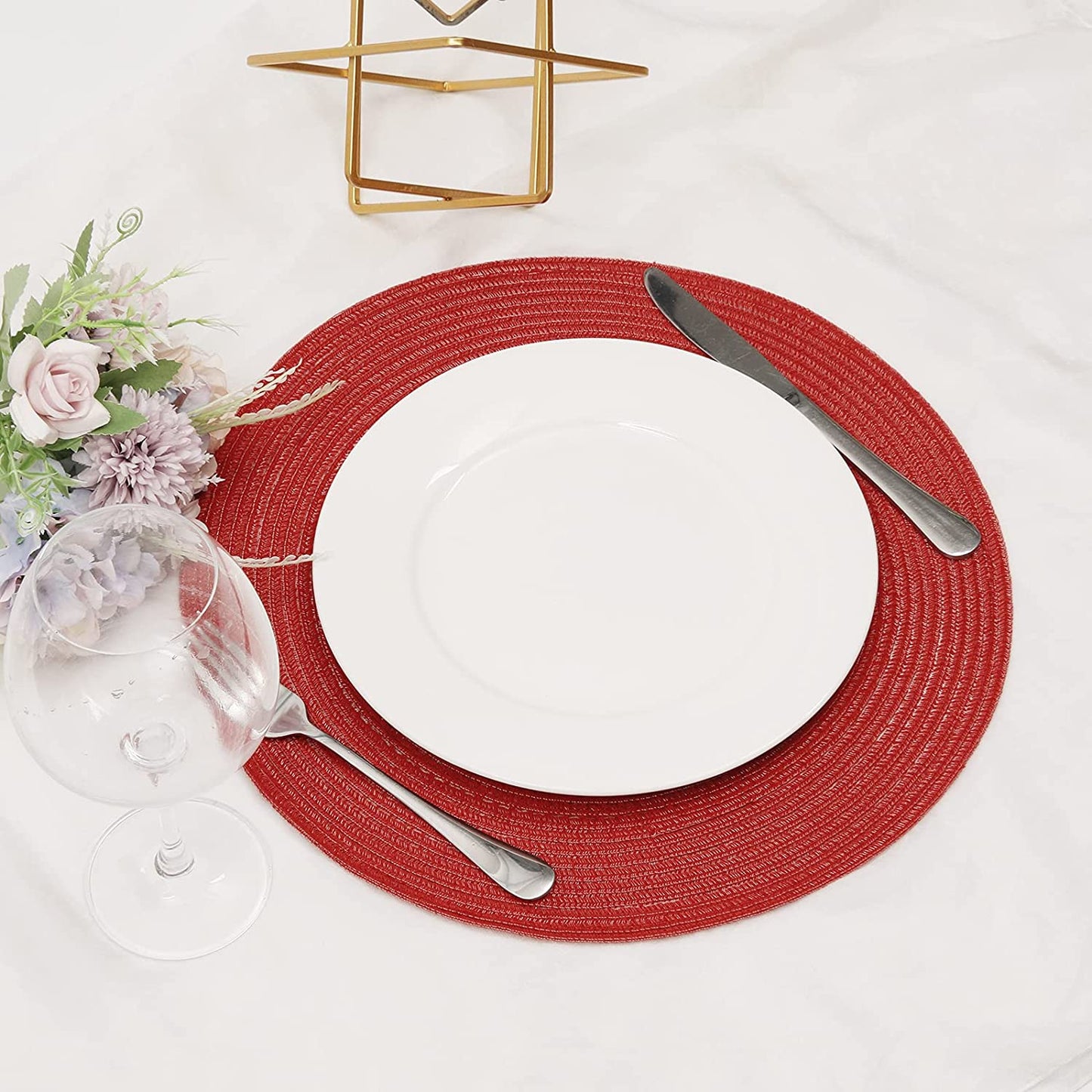 Round Placemats Set of 4/6/8 for Dining Tables 14 inch Cotton Braided Placemats Washable Reversible for Kitchen Holiday Party（Red）