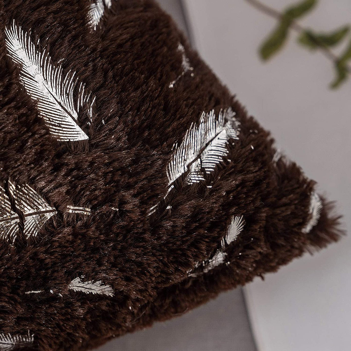 2x Square Throw Pillows Decorative Faux Fur Silver Feathers Silver Leaves Cushion Cases Soft Fluffy(Inserts + Pillow Covers, Coffee)
