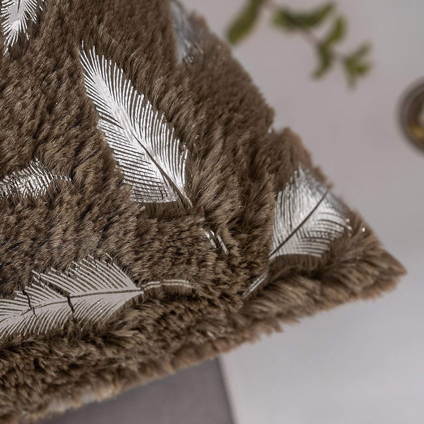 2x Square Throw Pillows Decorative Faux Fur Silver Feathers Silver Leaves Cushion Cases Soft Fluffy(Inserts + Pillow Covers, Brown)