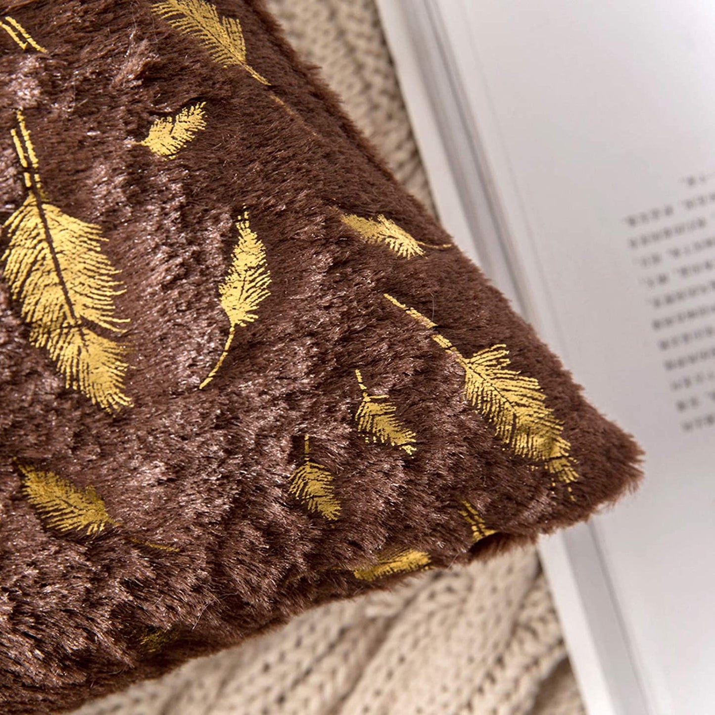 2x Square Throw Pillows Decorative Faux Fur Gold Feathers Gilding Leaves Cushion Cases Soft Fluffy(Inserts + Pillow Covers,Coffee)